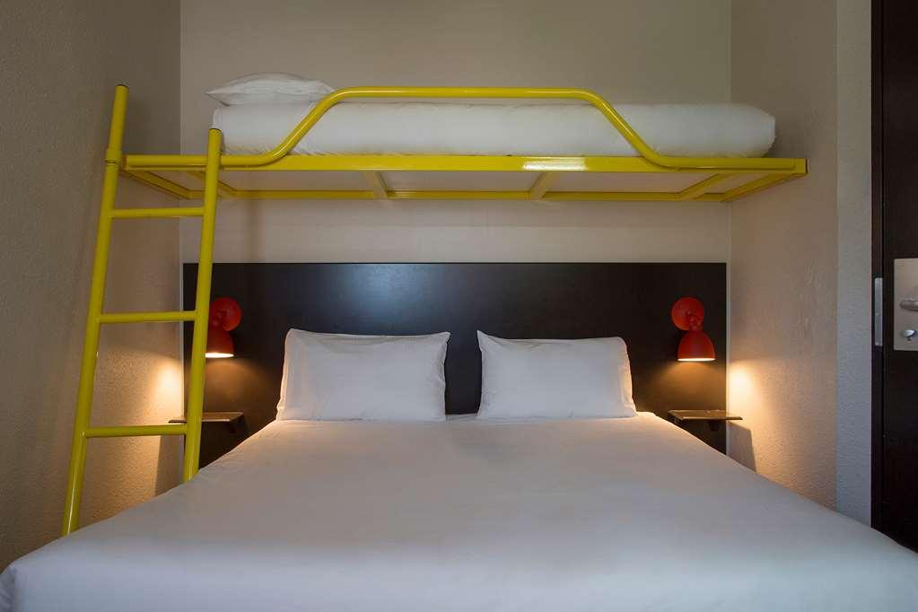 Hotel The Originals Access, Theo *